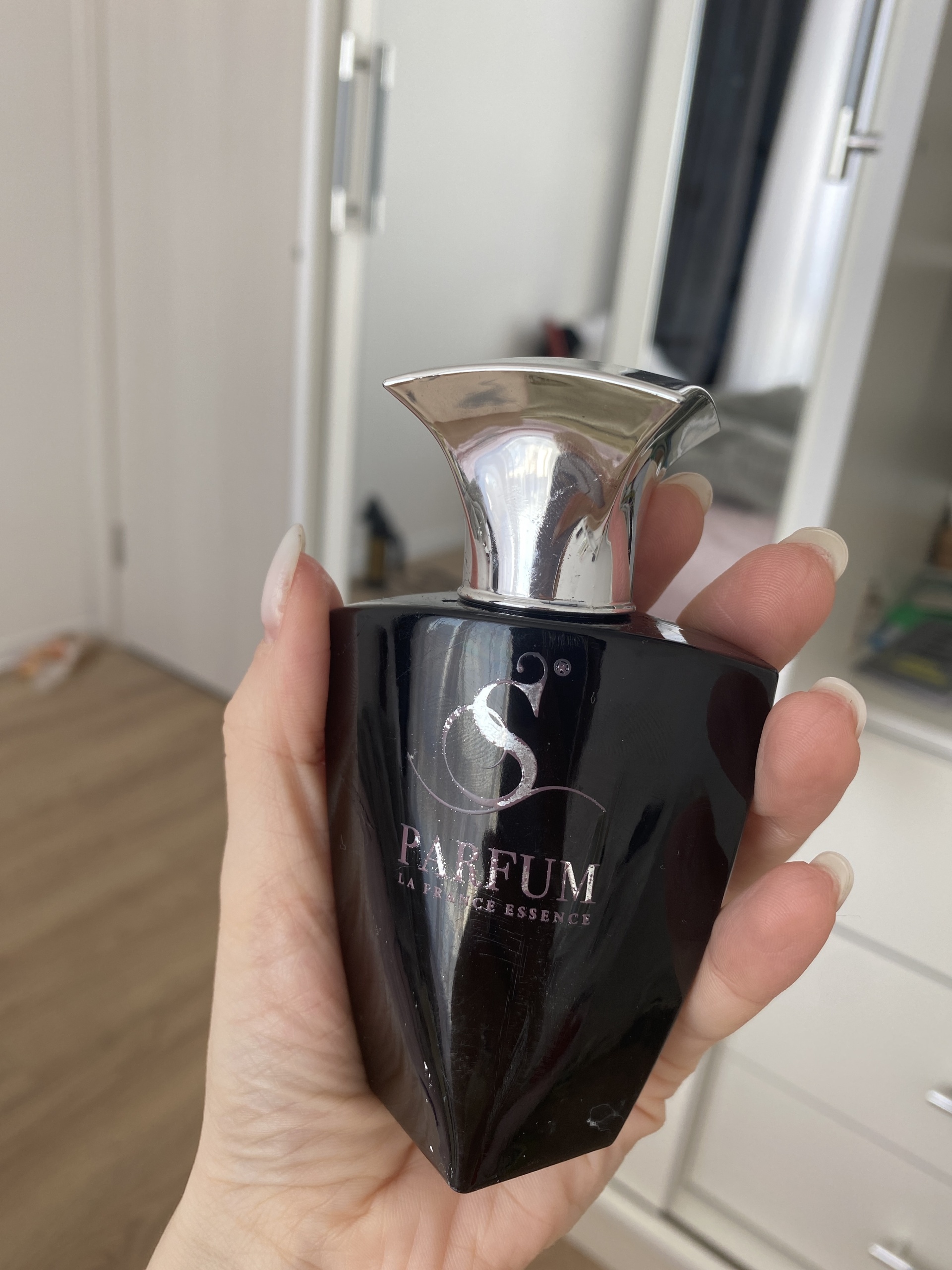 S Parfum&Cosmetics, магазин парфюмерии и косметики, ТРЦ Vegas, МКАД 24  километр, 1, пос. совхоза им. Ленина — 2ГИС