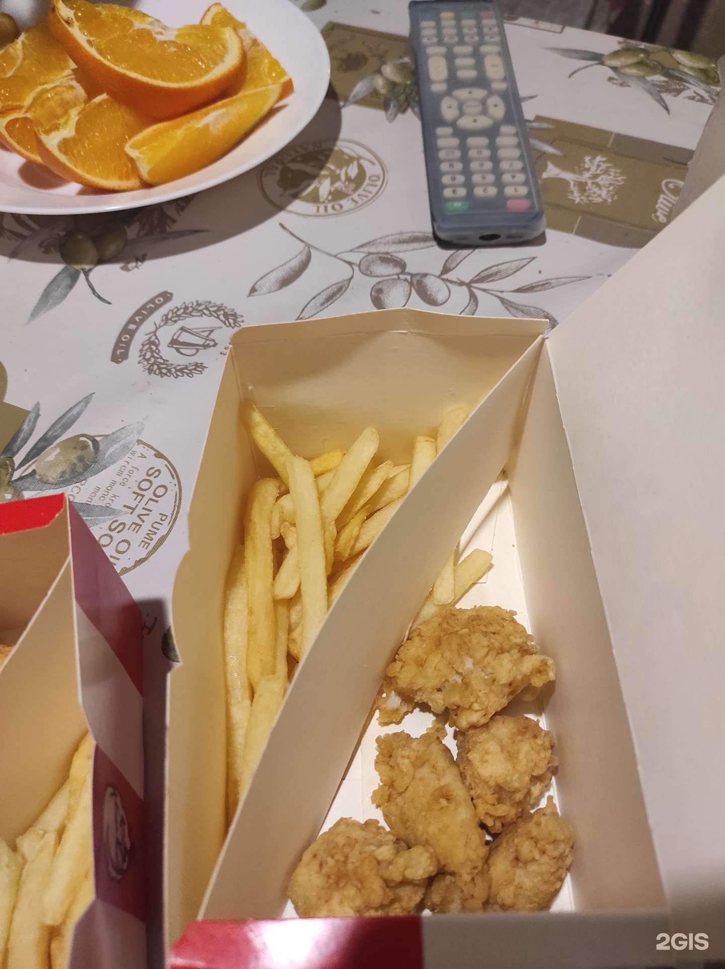 KFC, ресторан быстрого обслуживания, ТРЦ Plaza, Коммунистический проспект,  30, Ростов-на-Дону — 2ГИС