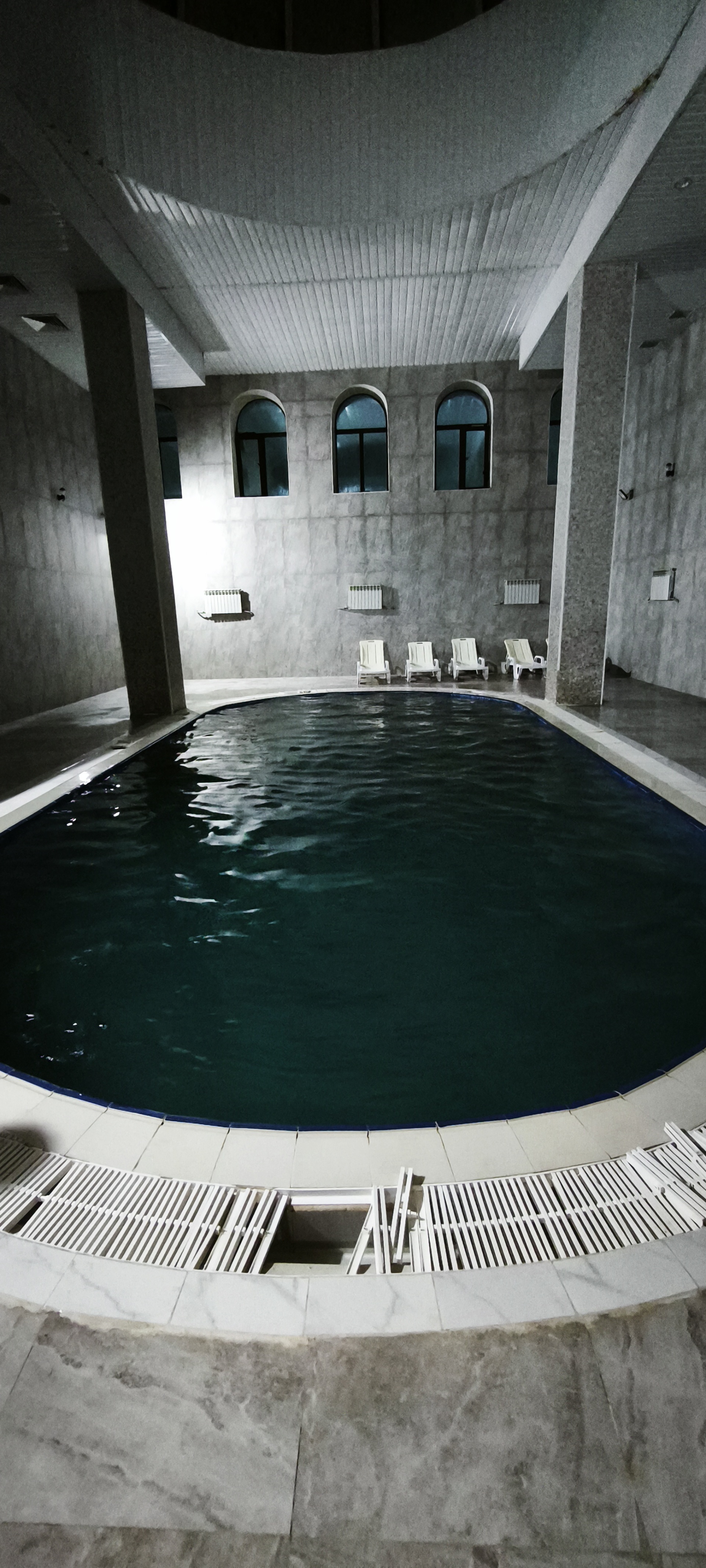 Қыздардың кискаларын жақыннан қараңыз