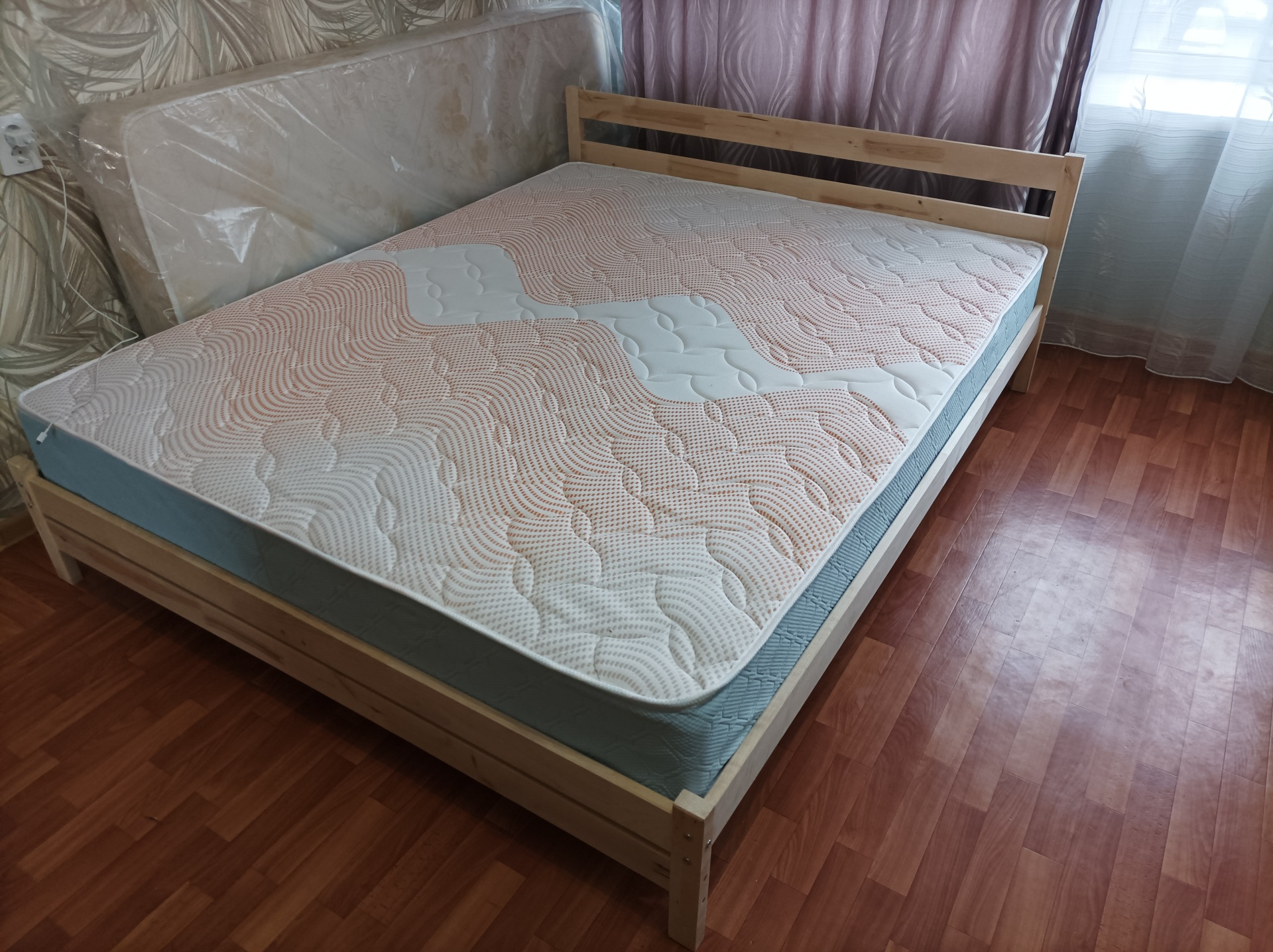 Slip and smail кровать официальный