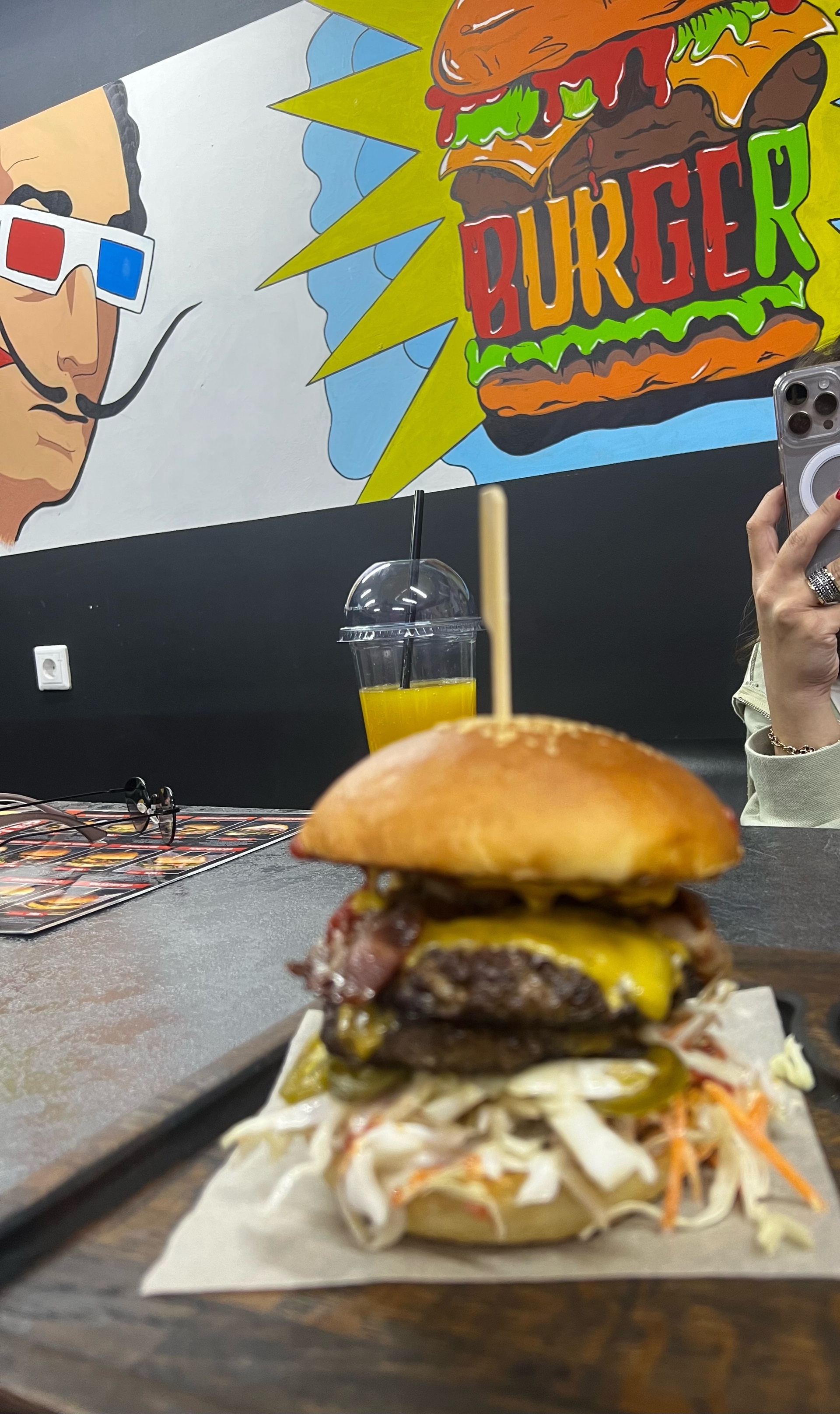 Burger Bar, кафе, Академика Мясникова улица, 1, Белокуриха — 2ГИС