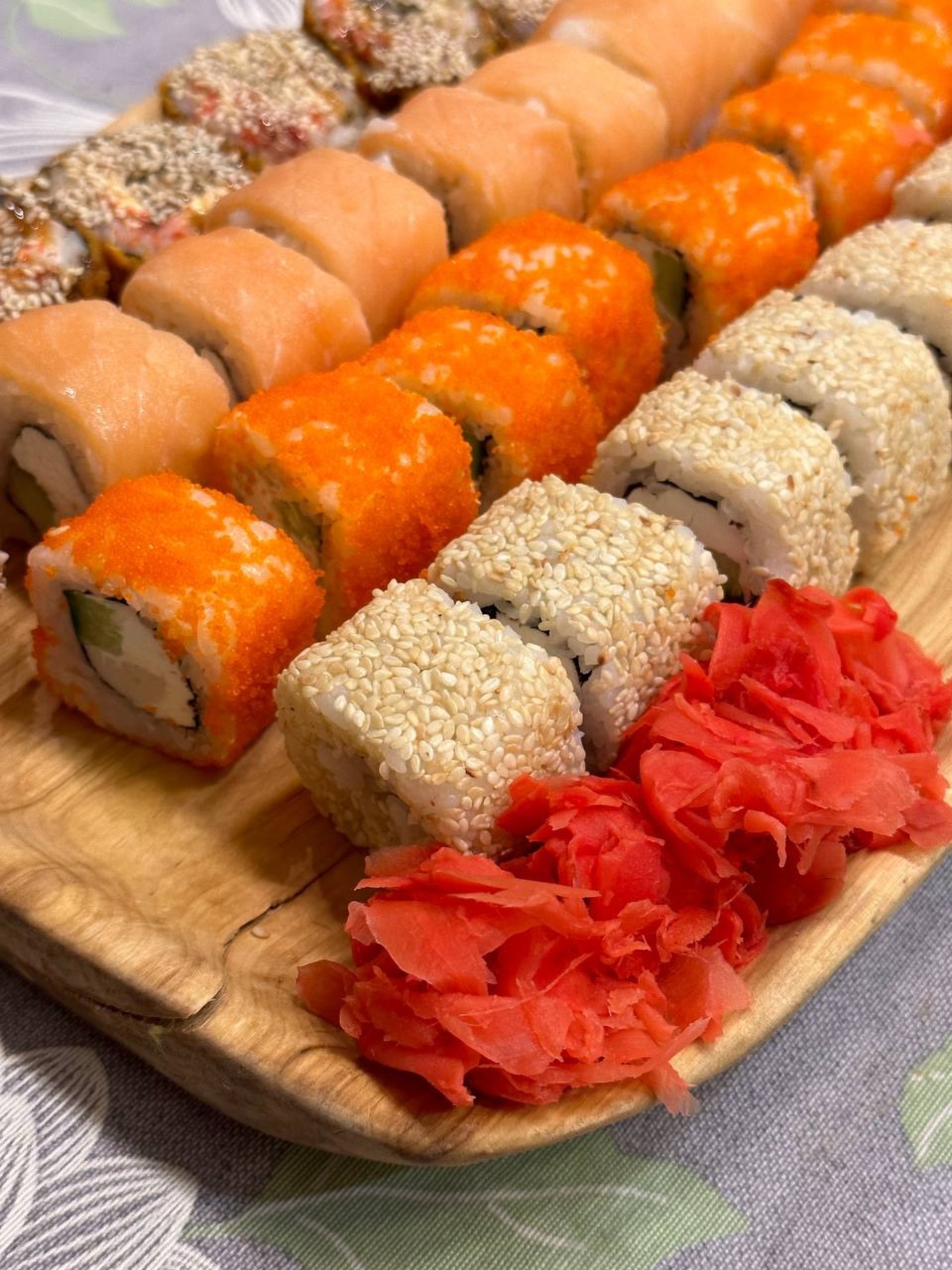 Sushi-gold, суши-бар, Высотная улица, 2 ст8, Красноярск — 2ГИС