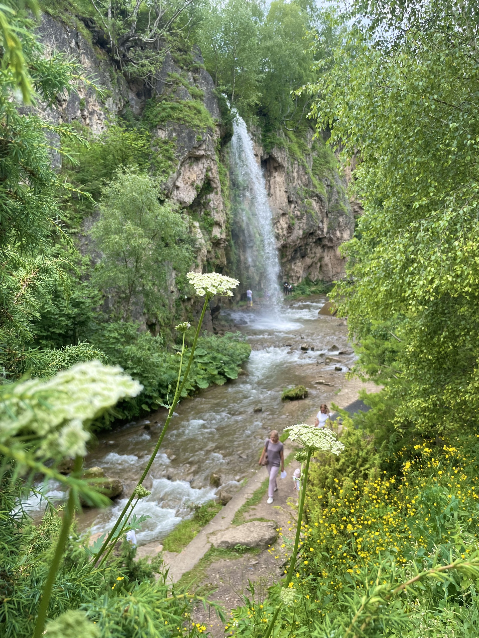 Медовые водопады, база отдыха, с. Красный Курган, с. Красный Курган — 2ГИС