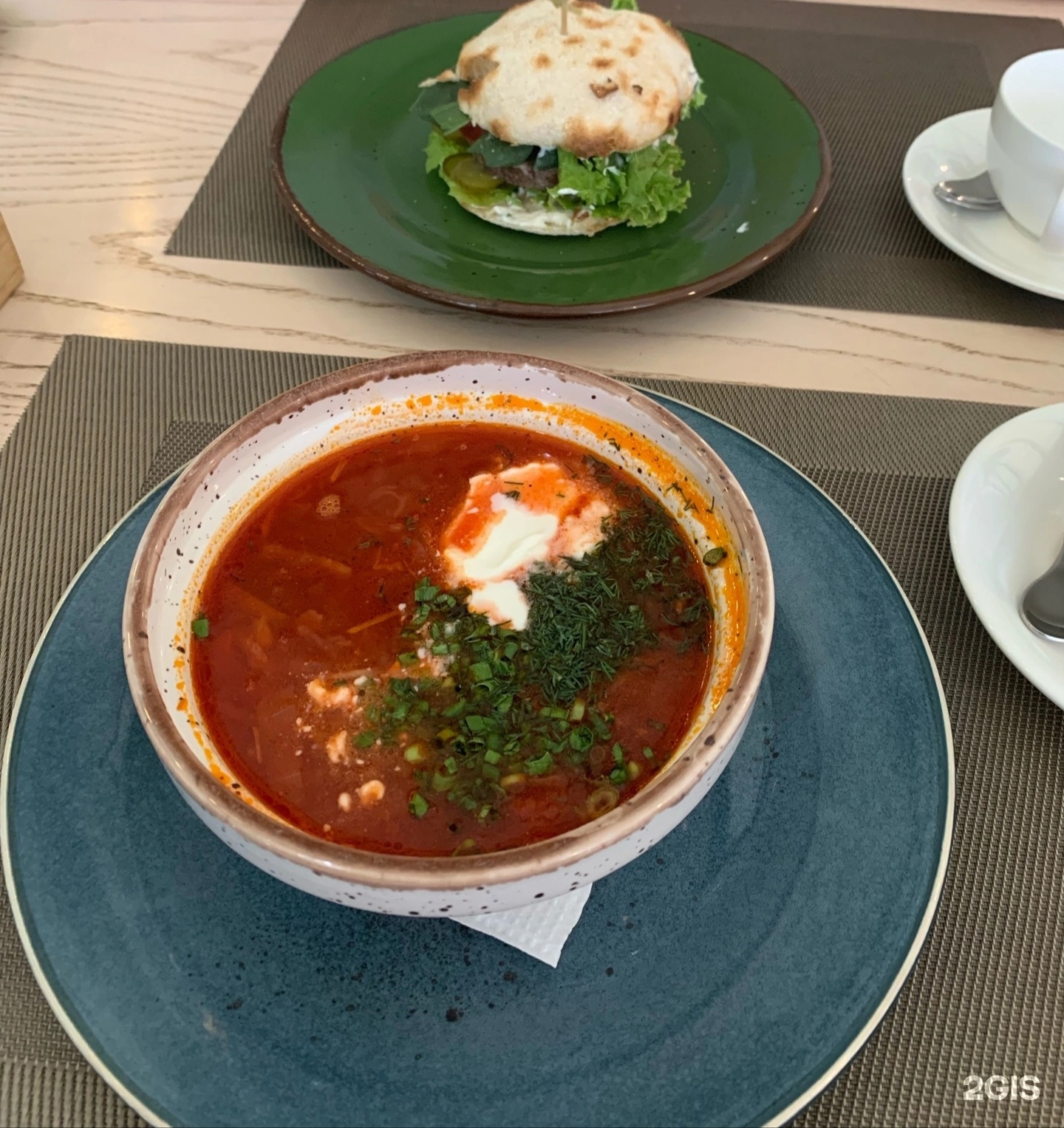 Wok cafe, кафе, Касимовский сквер, Рабоче-Крестьянская улица, 2/1,  Волгоград — 2ГИС