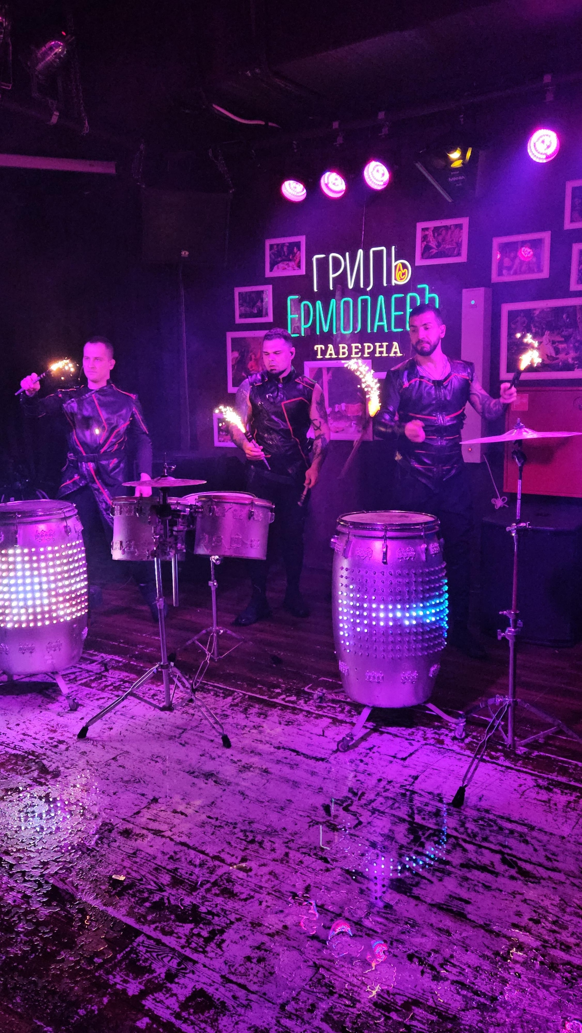 Бар Larionov Grill & Bar (Ларионов Гриль) в Северном Чертаново (м. Чертановская)