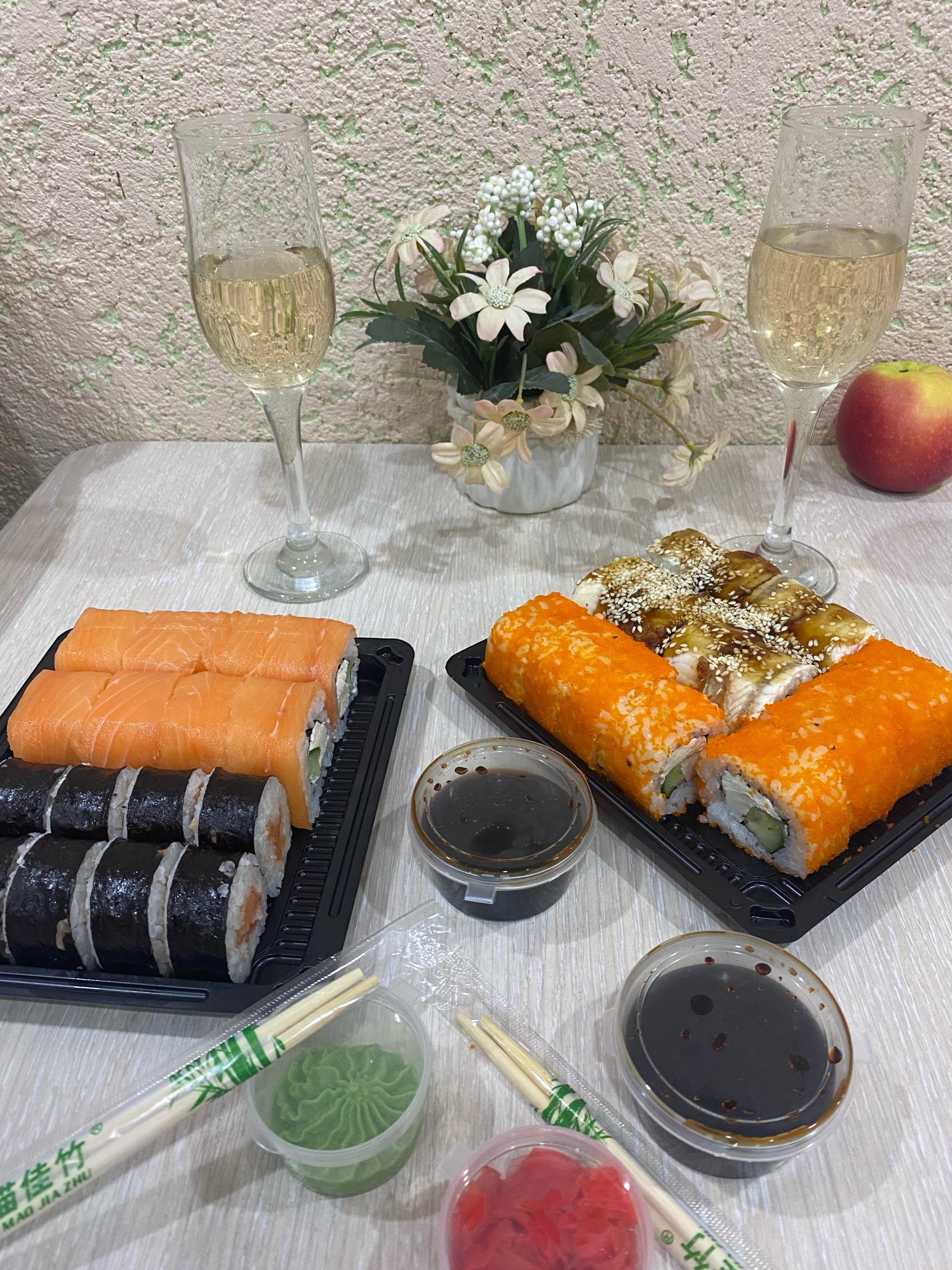 Sushi-gold, суши-бар, Высотная улица, 2 ст8, Красноярск — 2ГИС