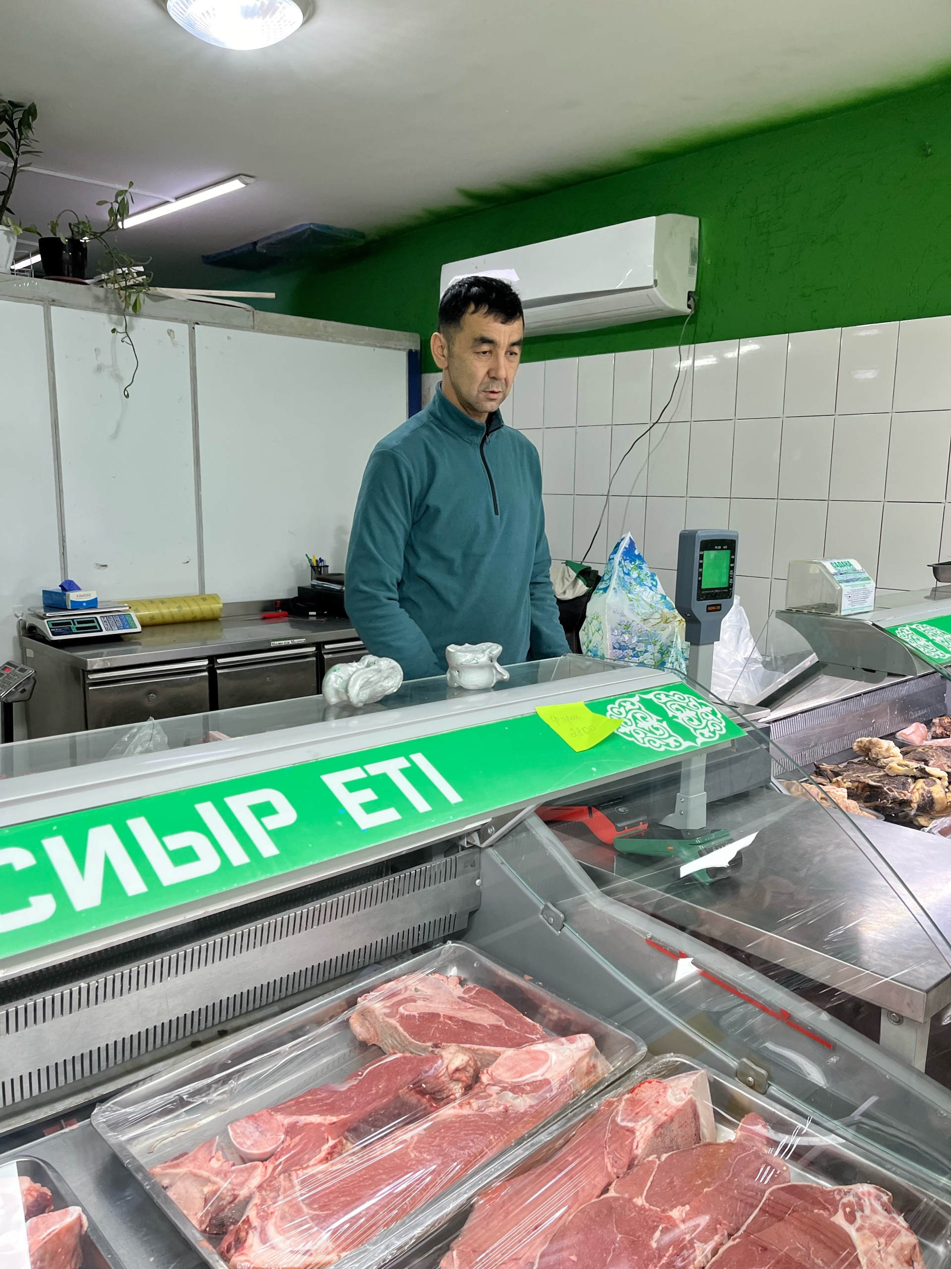 Toi Tabaq, магазин мясной продукции, проспект Ракымжан Кошкарбаев, 34,  Астана — 2ГИС