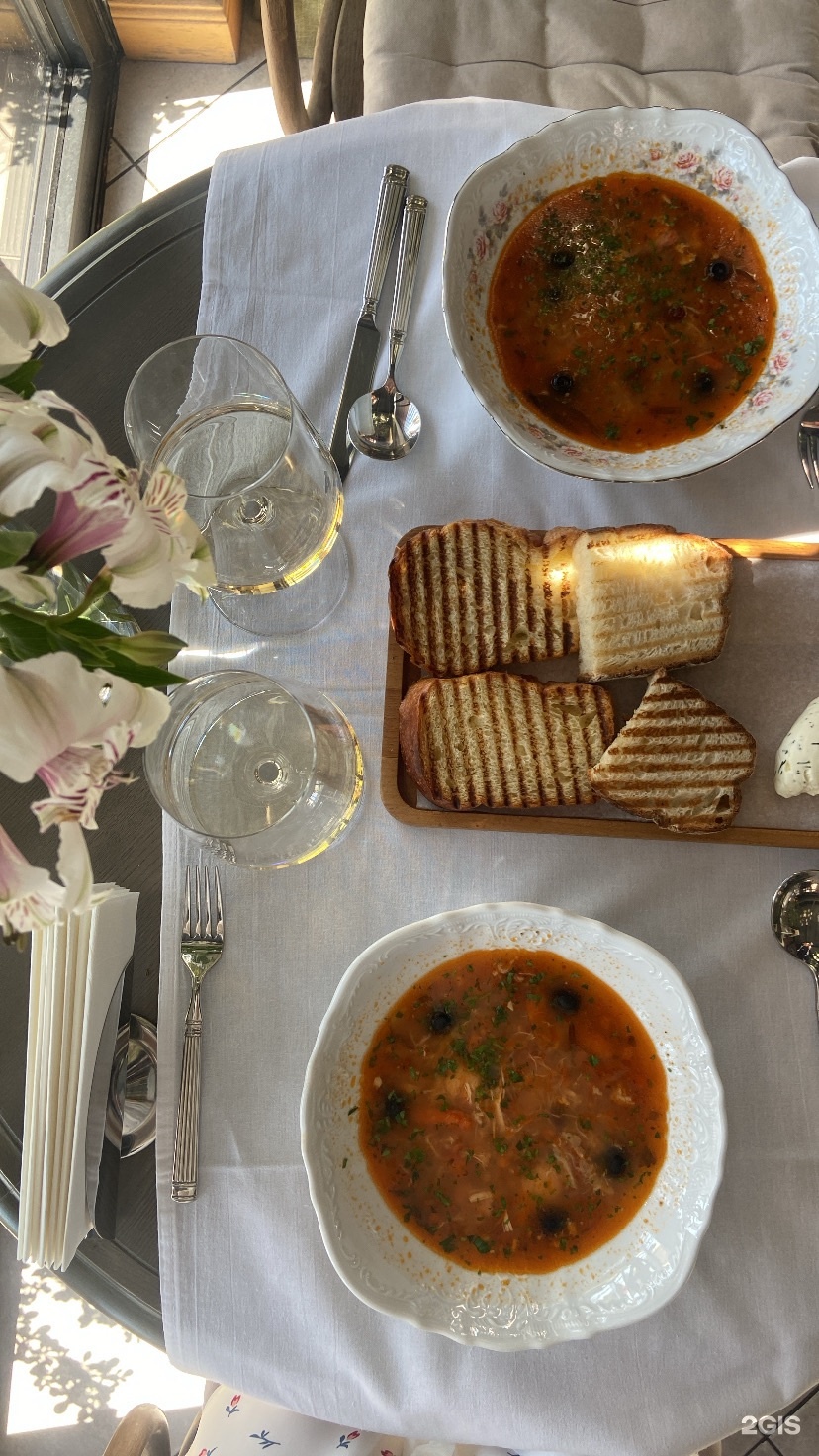 Мадам Буше, ресторан домашней французской кухни, Рыбная деревня,  Октябрьская, 2а, Калининград — 2ГИС