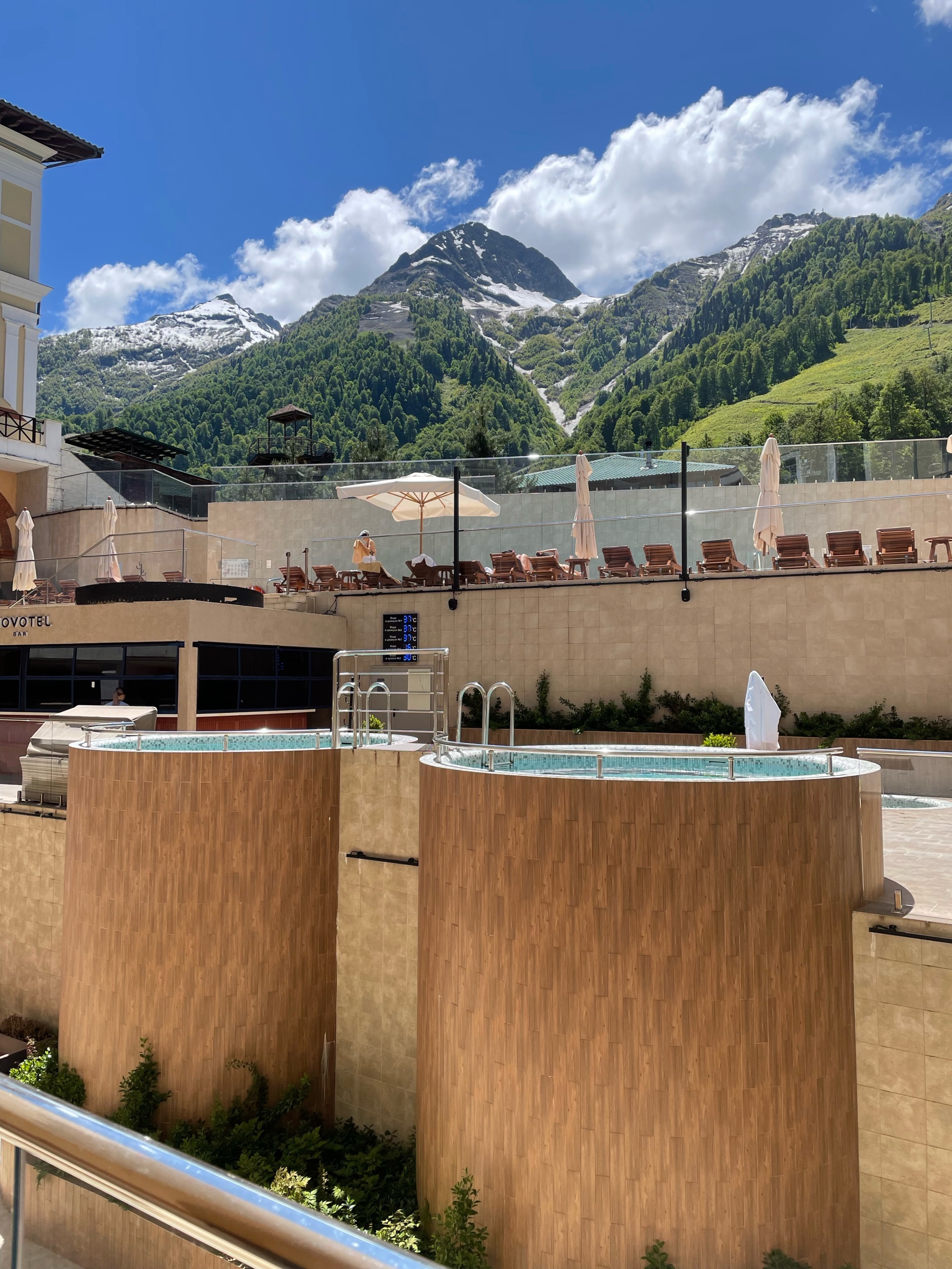 Novotel Resort & SPA Krasnaya Polyana Sochi, гостиница, Горная, 11, с.  Эстосадок — 2ГИС