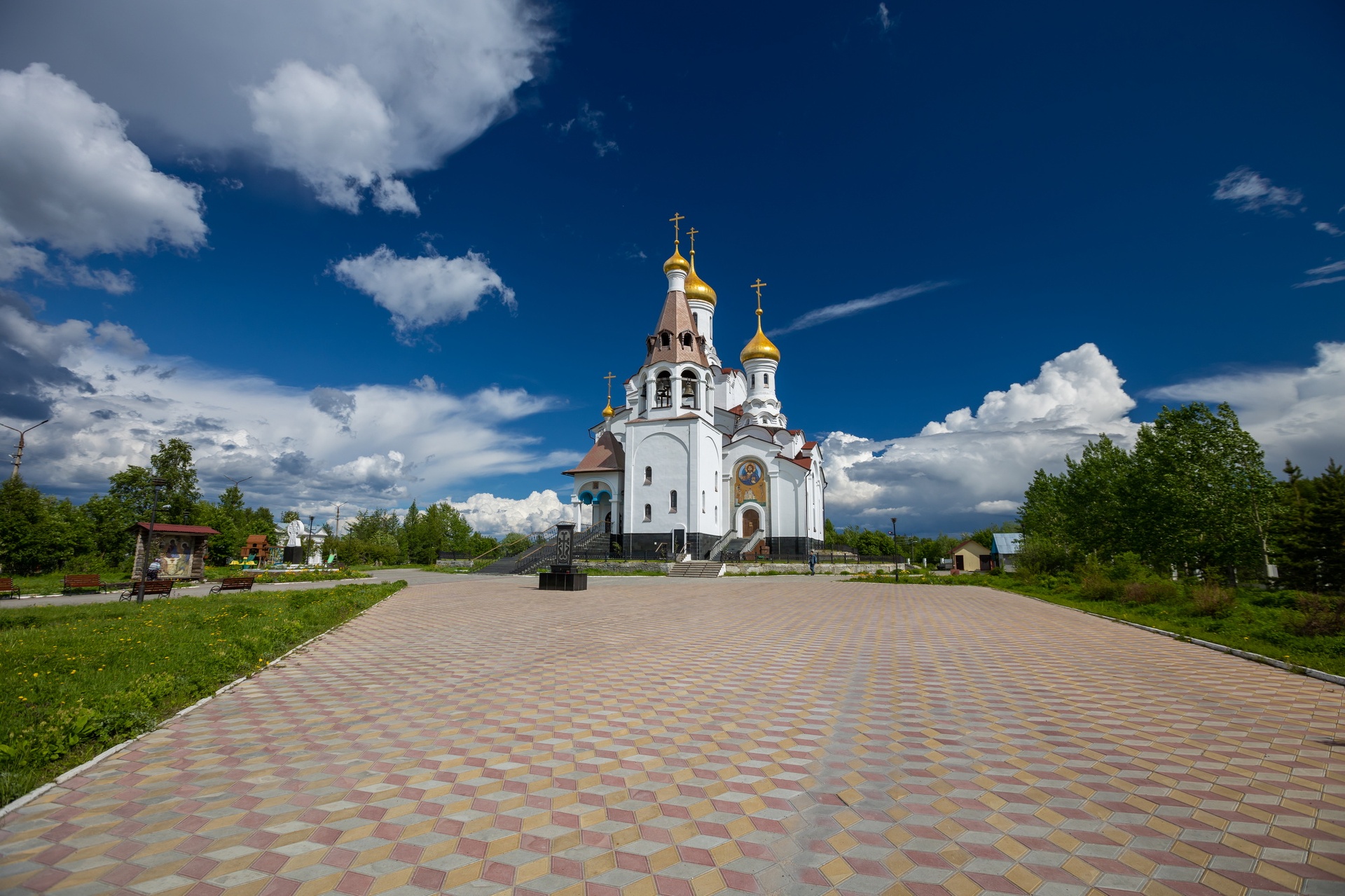 Свято-Вознесенский кафедральный собор, Красноармейская улица, 15а,  Мончегорск — 2ГИС