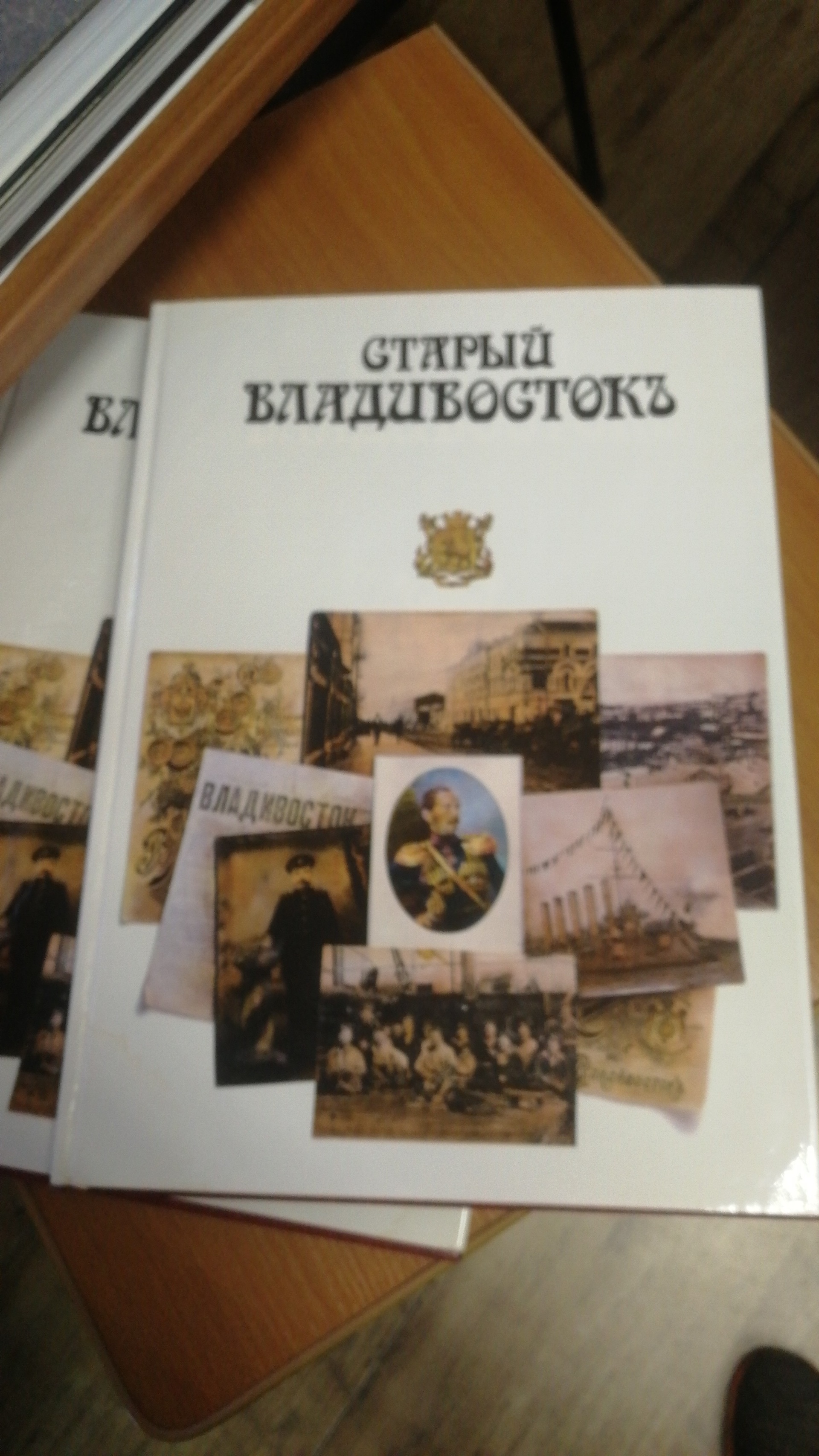 Кирпичики_букс, частный книжный магазин, Светланская улица, 39в, Владивосток  — 2ГИС