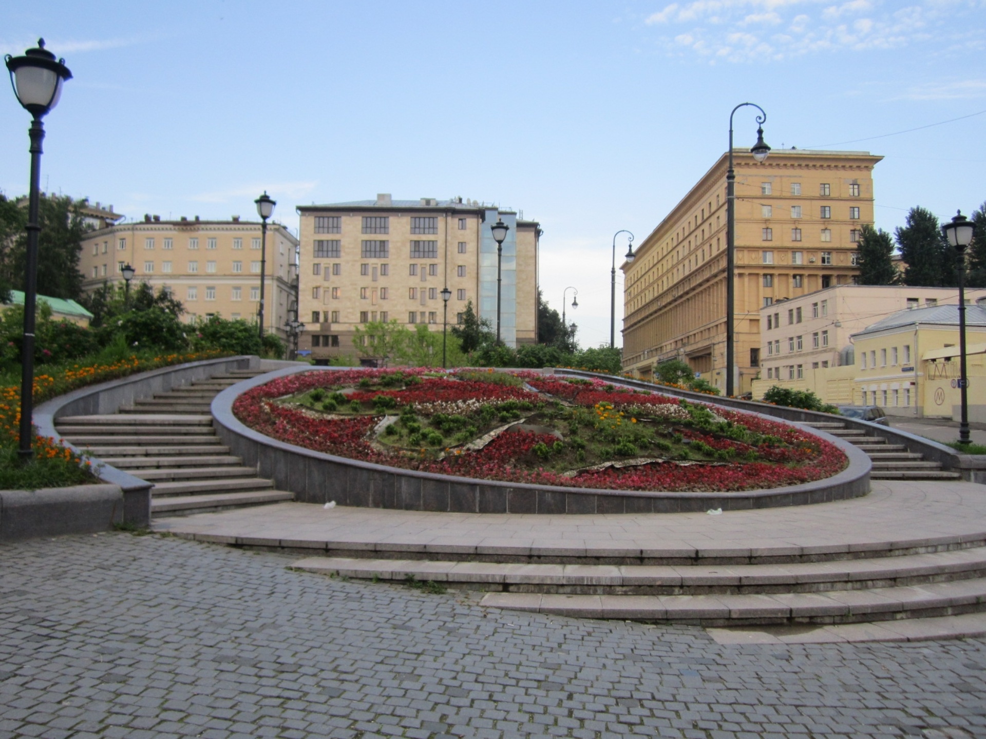 Москва, Хитровская площадь — 2ГИС