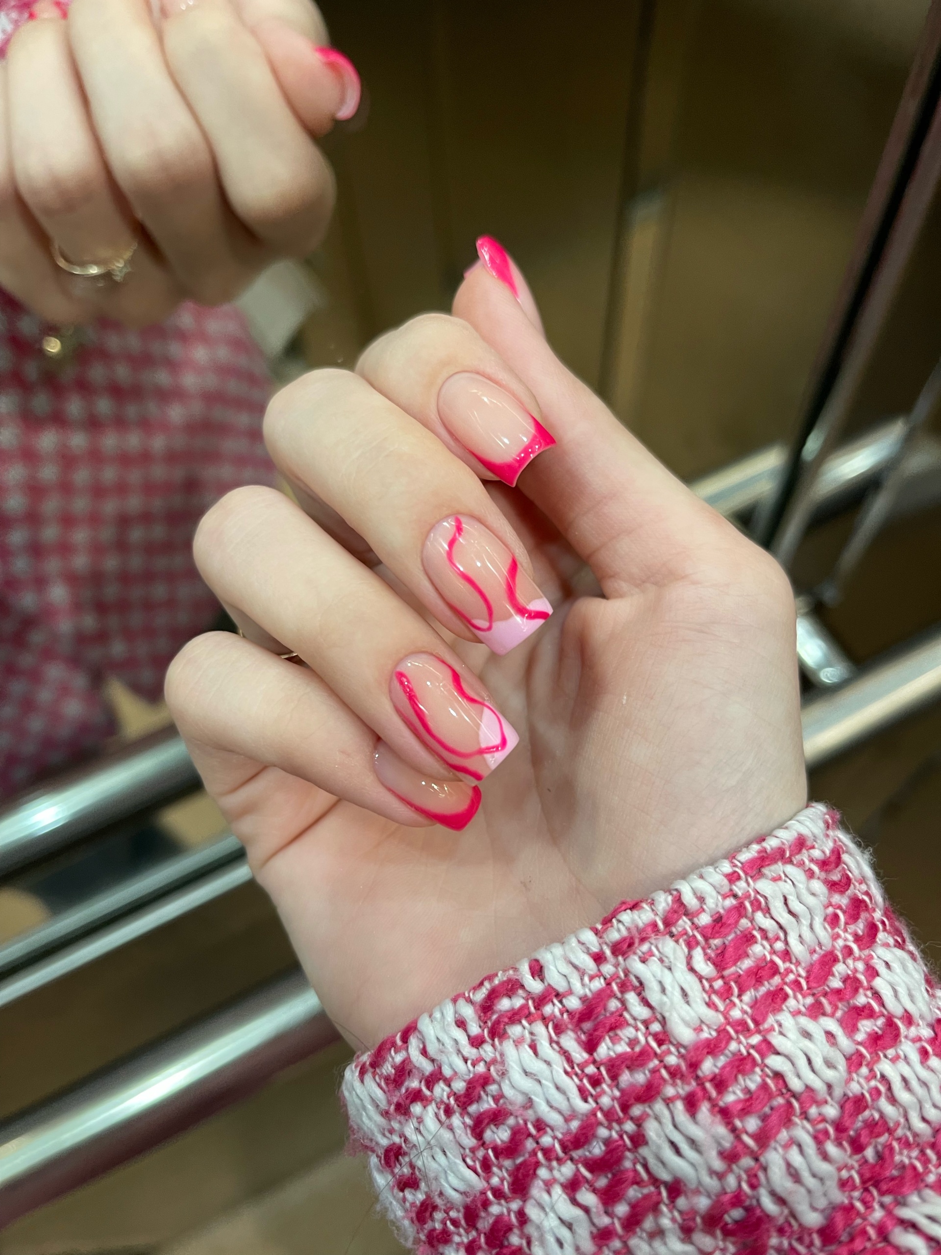 Your nails spb, Суздальское шоссе, 22 к2 ст 1, Санкт-Петербург — 2ГИС