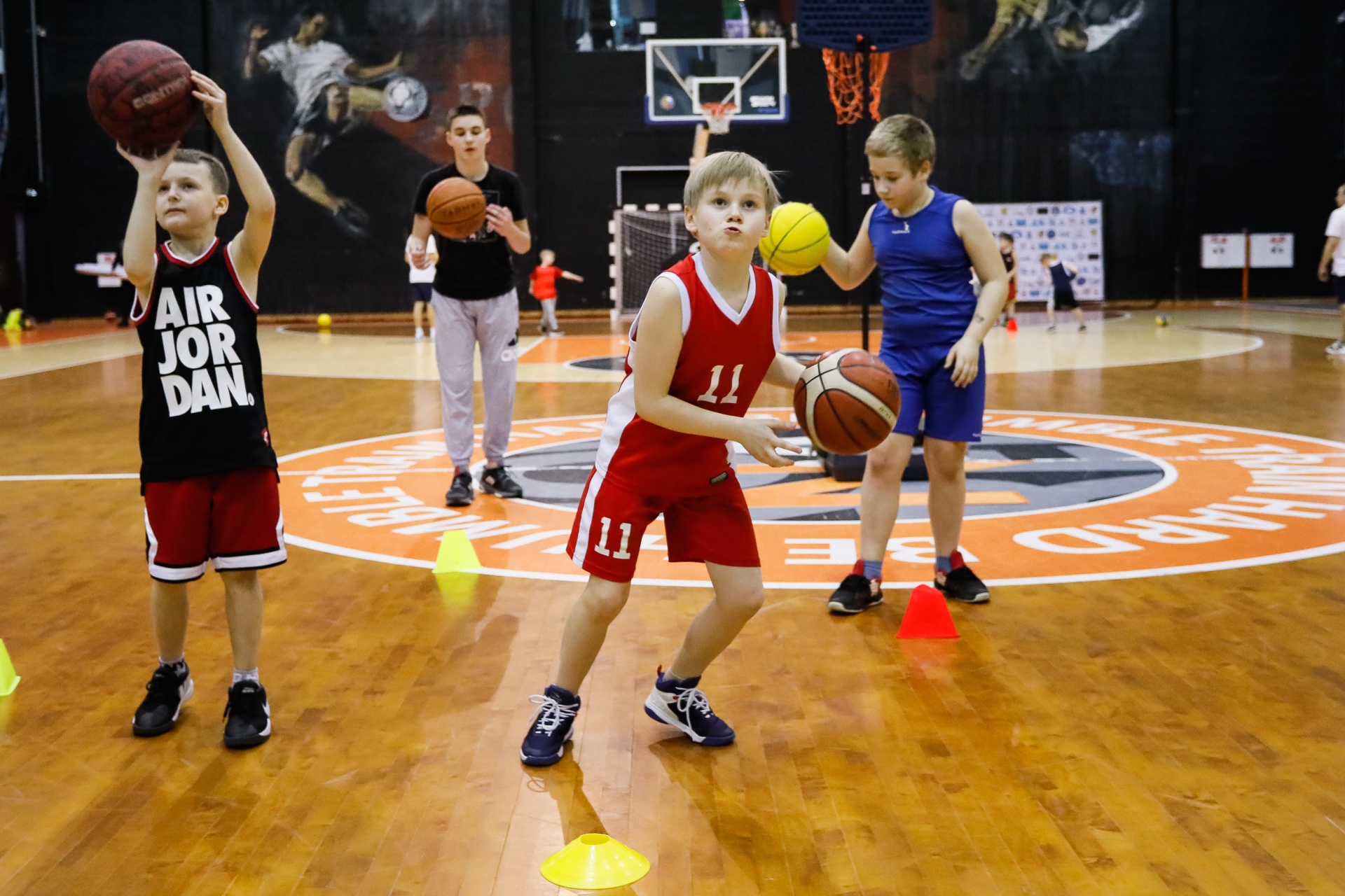 Mike basketball skills, детская школа баскетбола, Северный проспект, 60,  Санкт-Петербург — 2ГИС