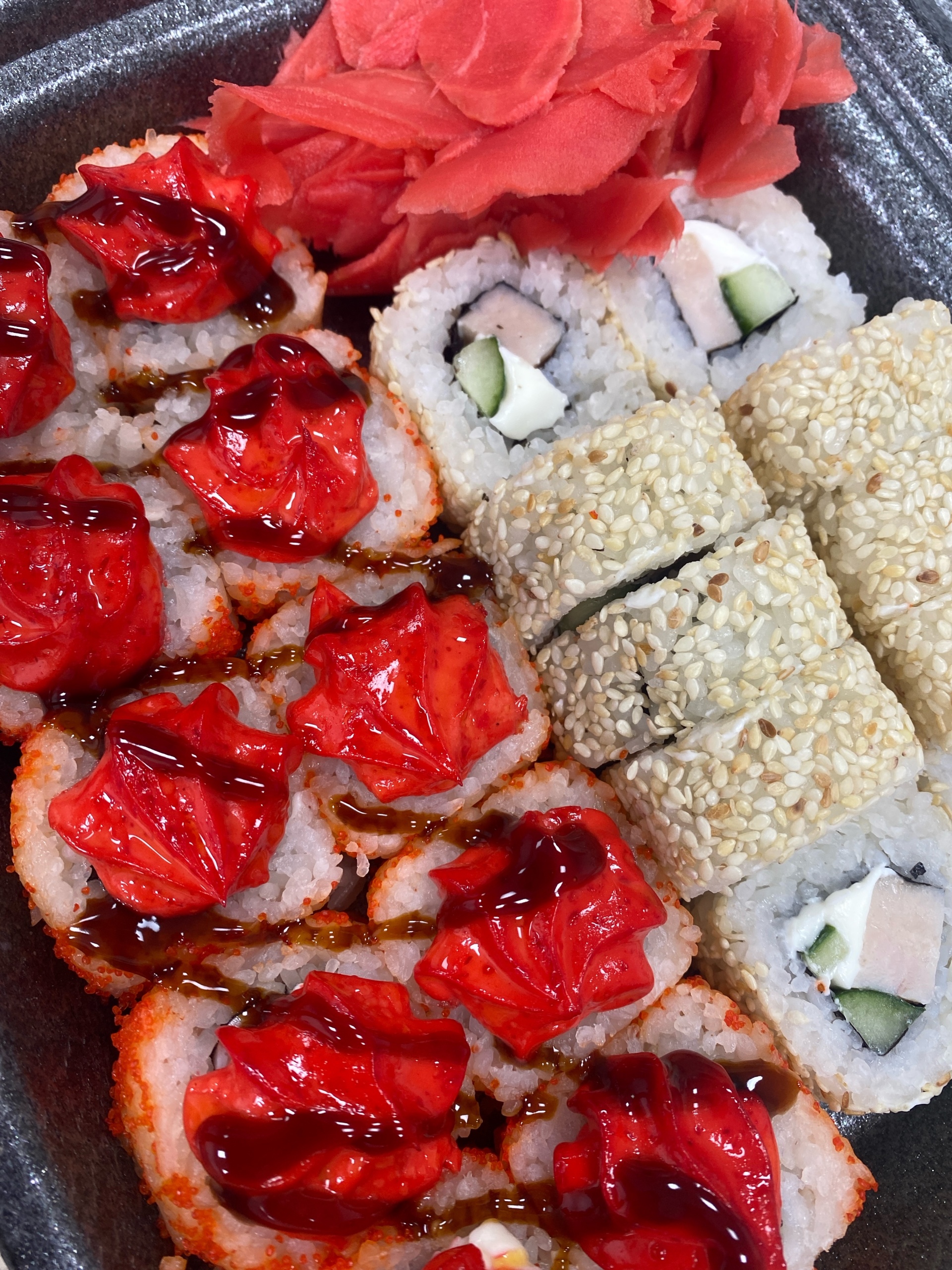 Sushi na dom, служба доставки, Придорожная улица, 65/2, Уральск — 2ГИС