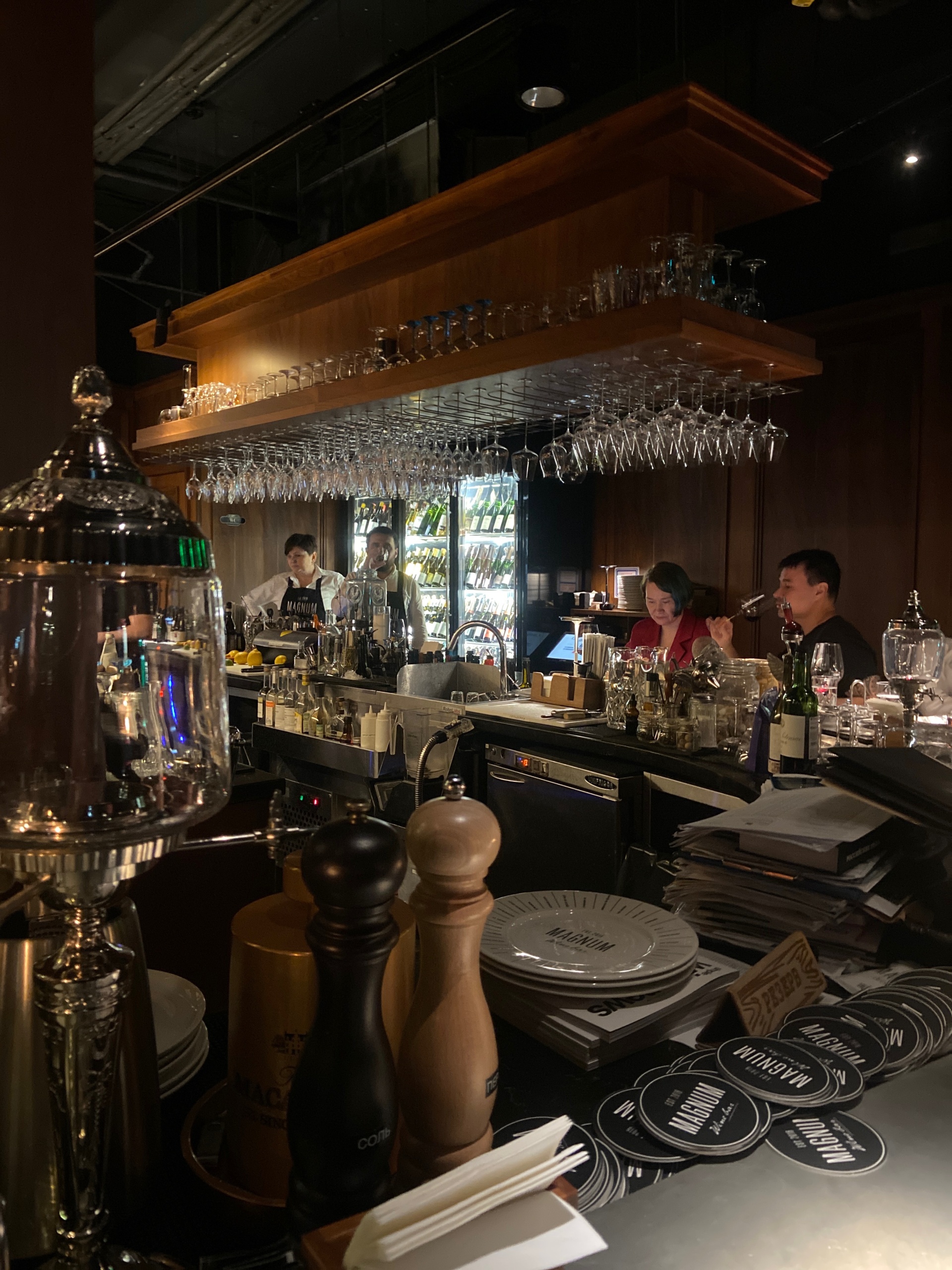 Magnum wine bar, винный бар, БЦ Белая площадь, Лесная улица, 5 ст Б, Москва  — 2ГИС