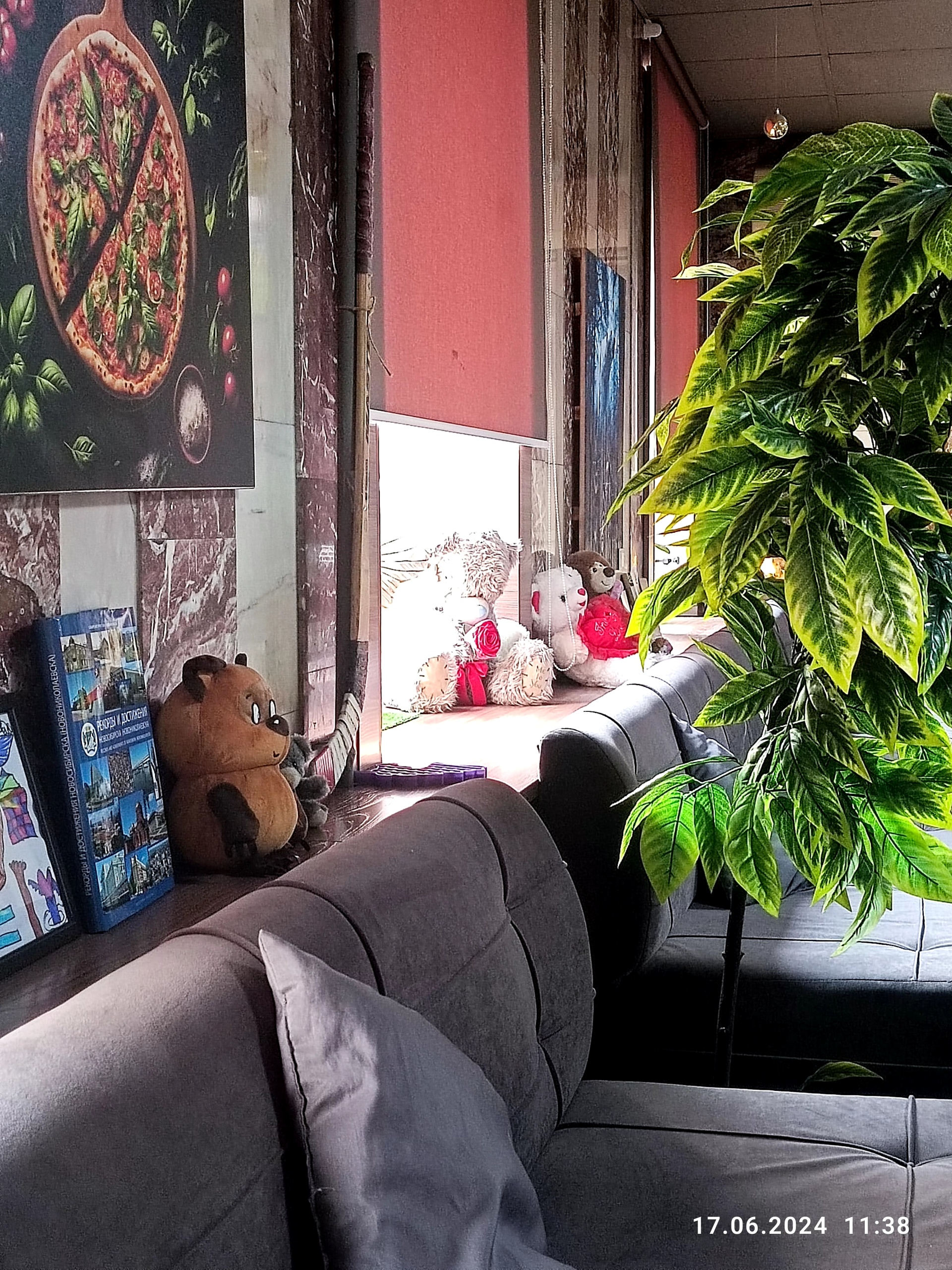 Mishka coffeeshop, кофейня, Сибсельмаш, Пархоменко, 2а, Новосибирск — 2ГИС