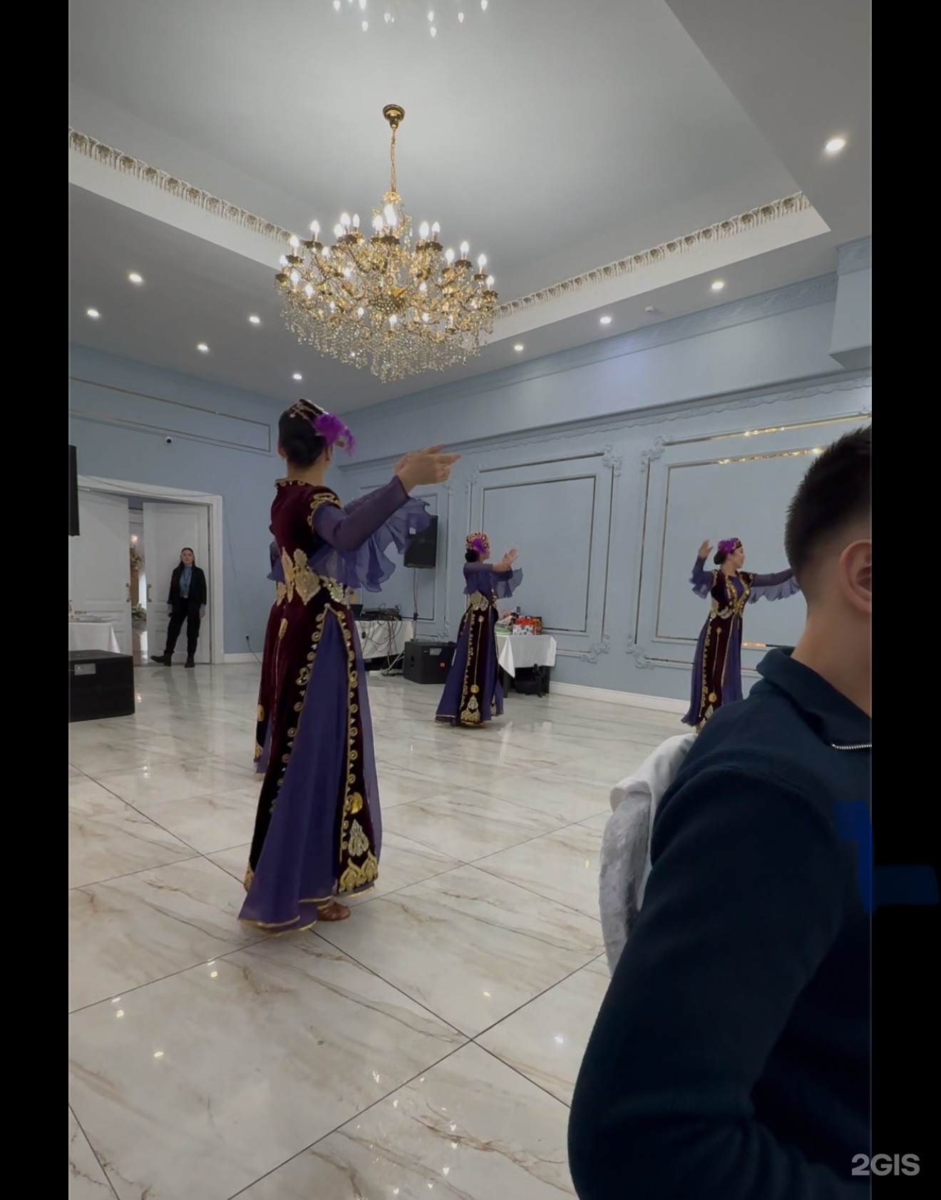 Ауылда жалаңаш (орысша видео)