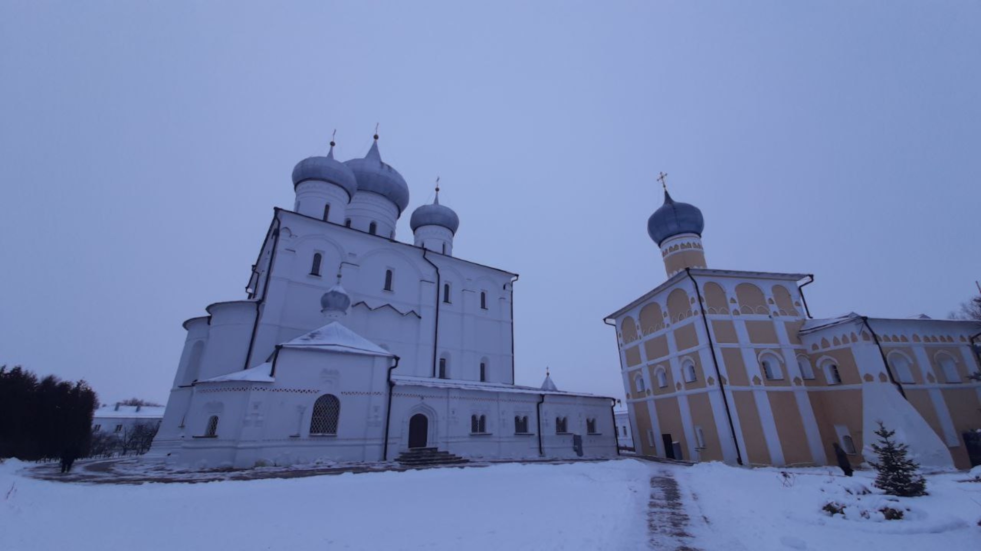 Варлаамо-Хутынский женский монастырь, Хутынский монастырь, Монастырская,  60, д. Хутынь — 2ГИС