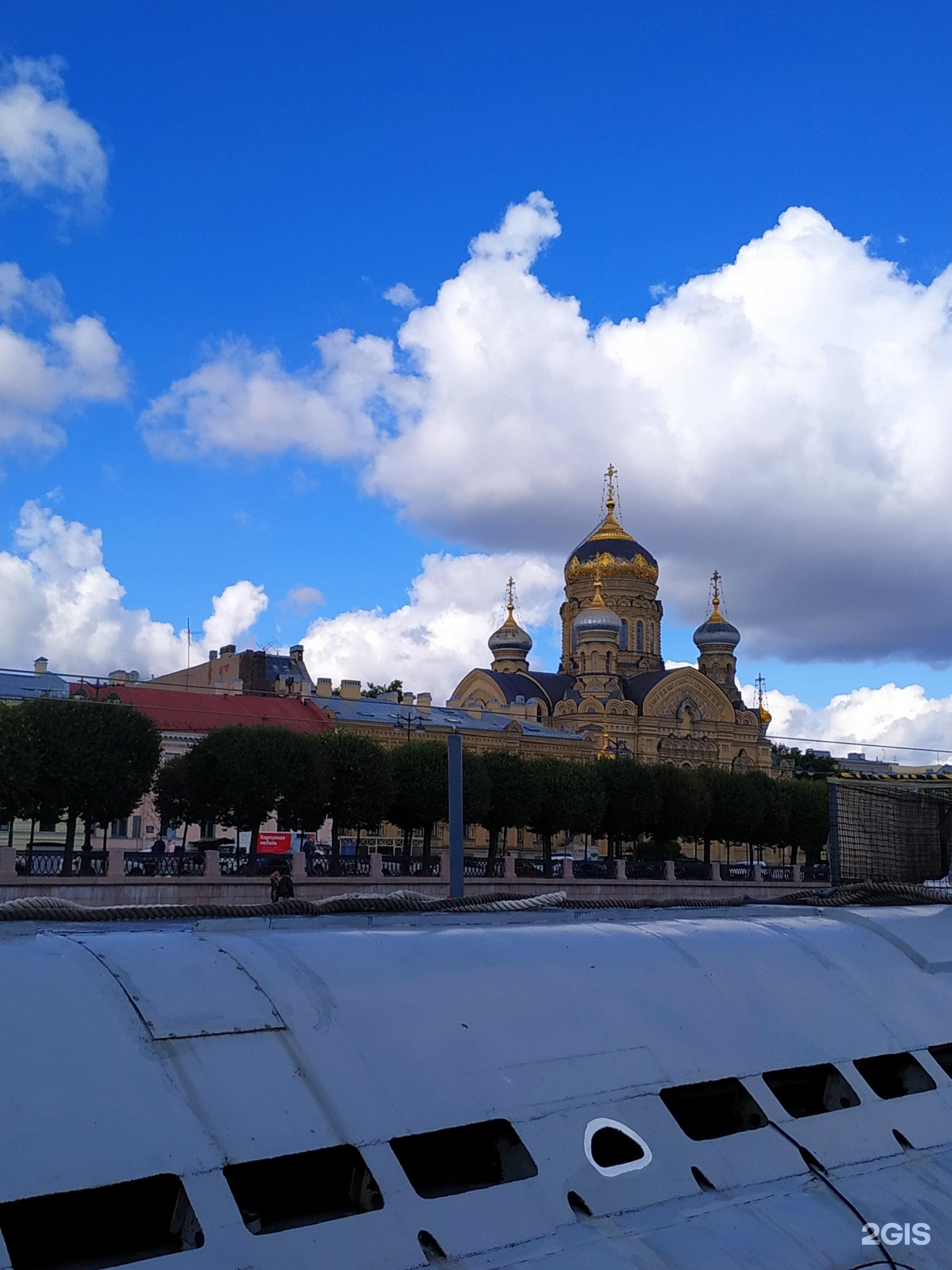 Улица Набережная Лейтенанта Шмидта в Санкт-Петербурге — 2ГИС