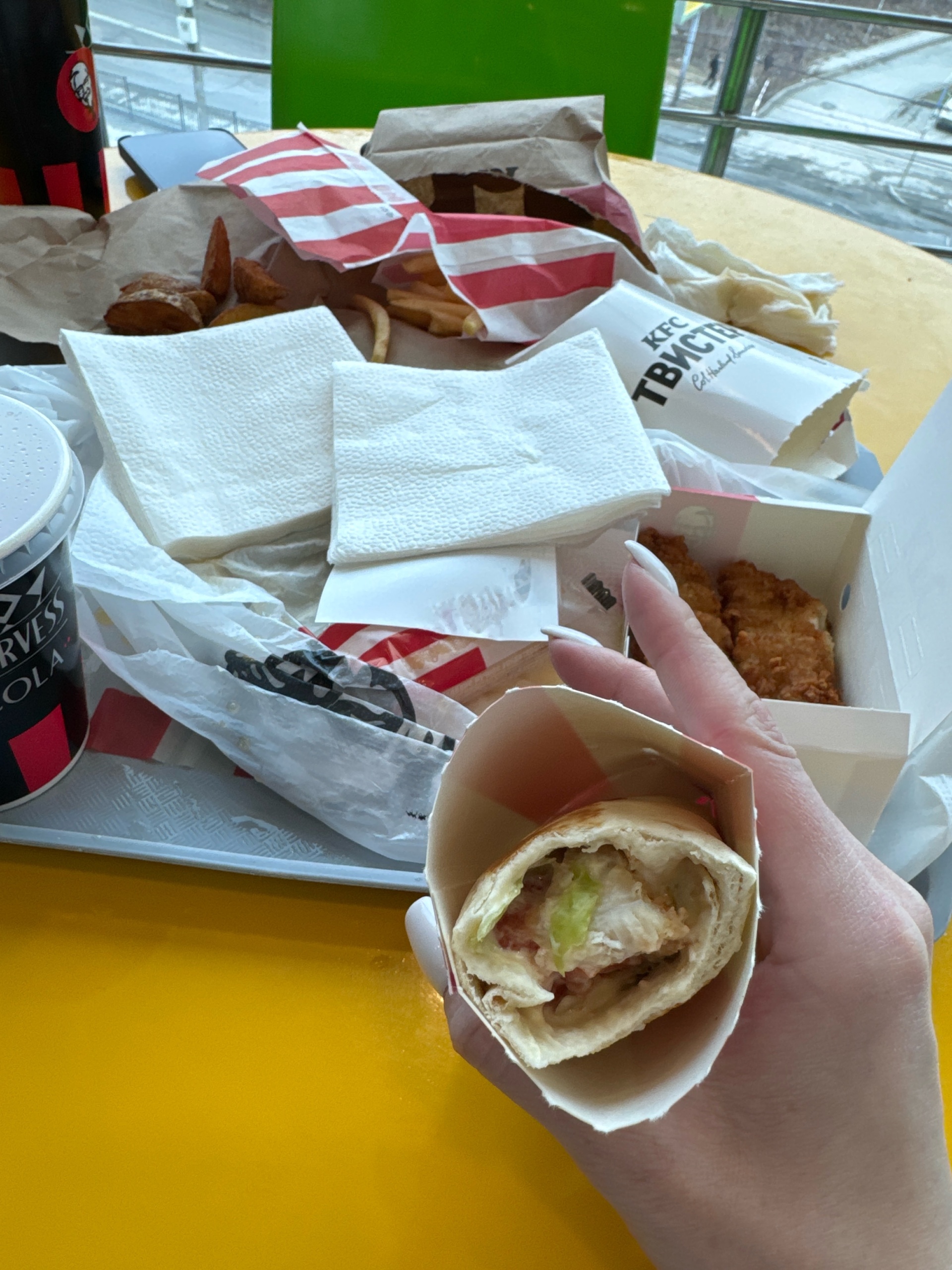 Отзывы о KFC, ресторан быстрого обслуживания, Голден Парк, Курчатова, 1,  Новосибирск - 2ГИС