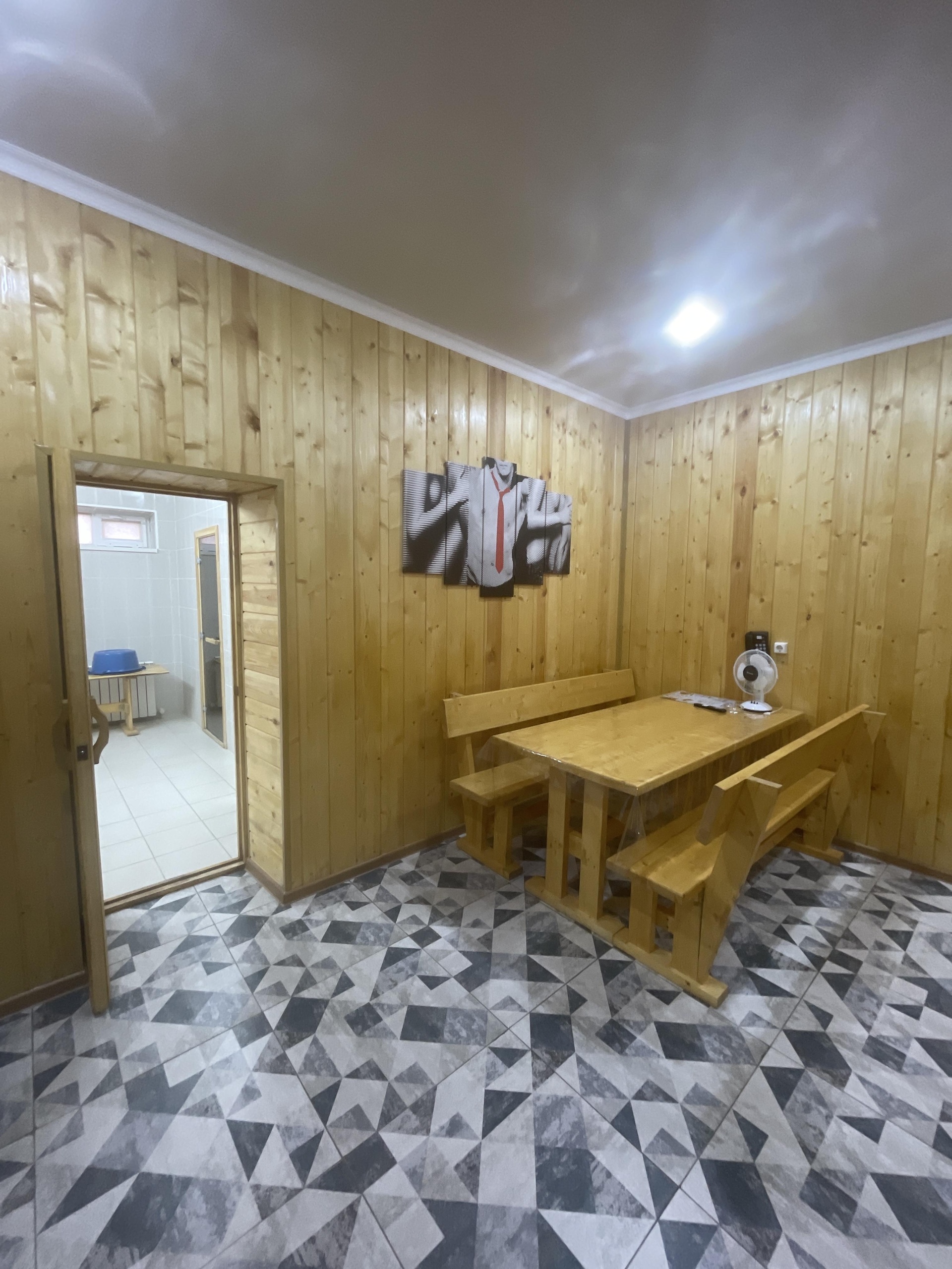 Мылтықпен жалаңаш