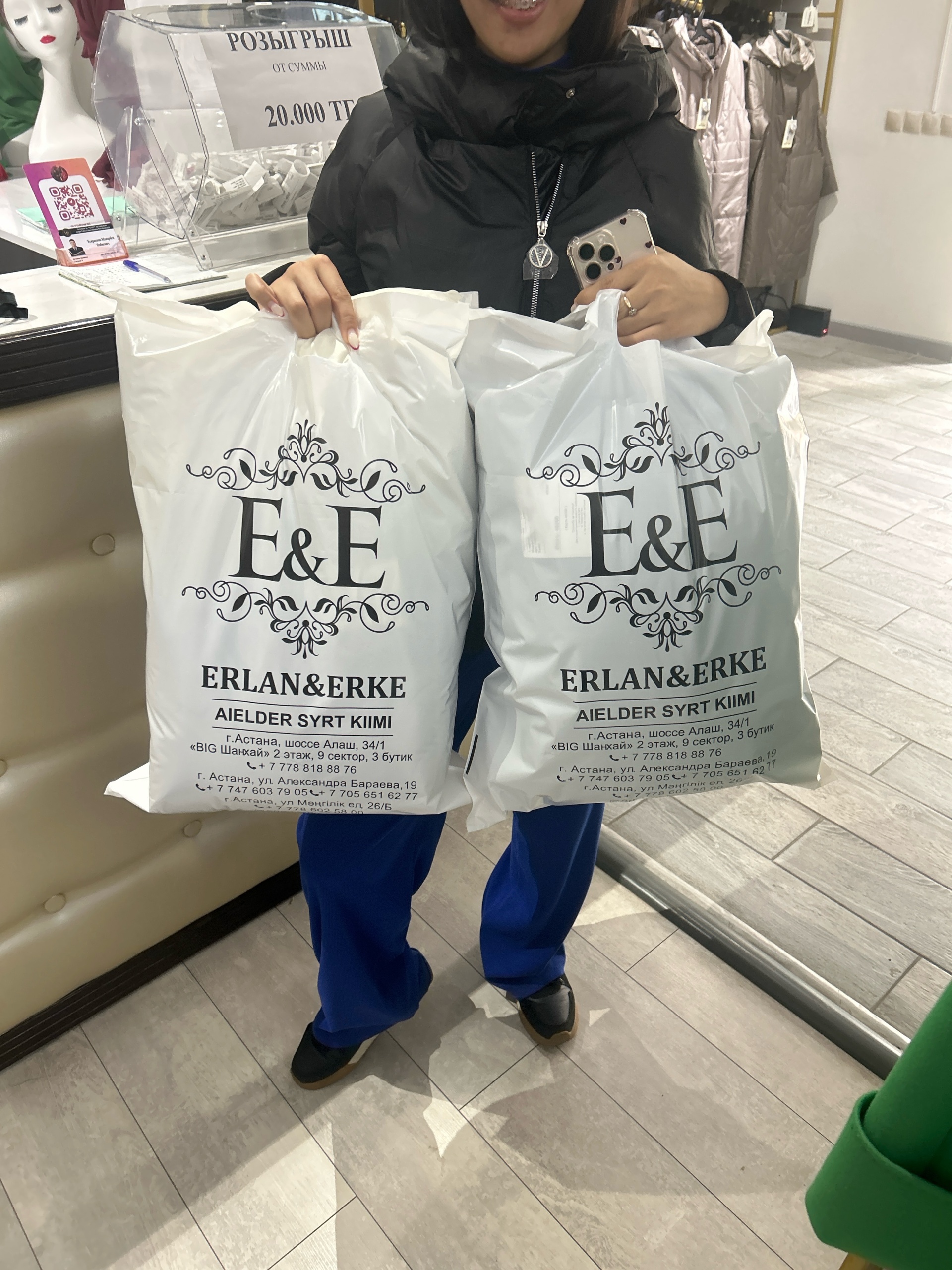 Ресейлік тележүргізушілердің жалаңаш письки