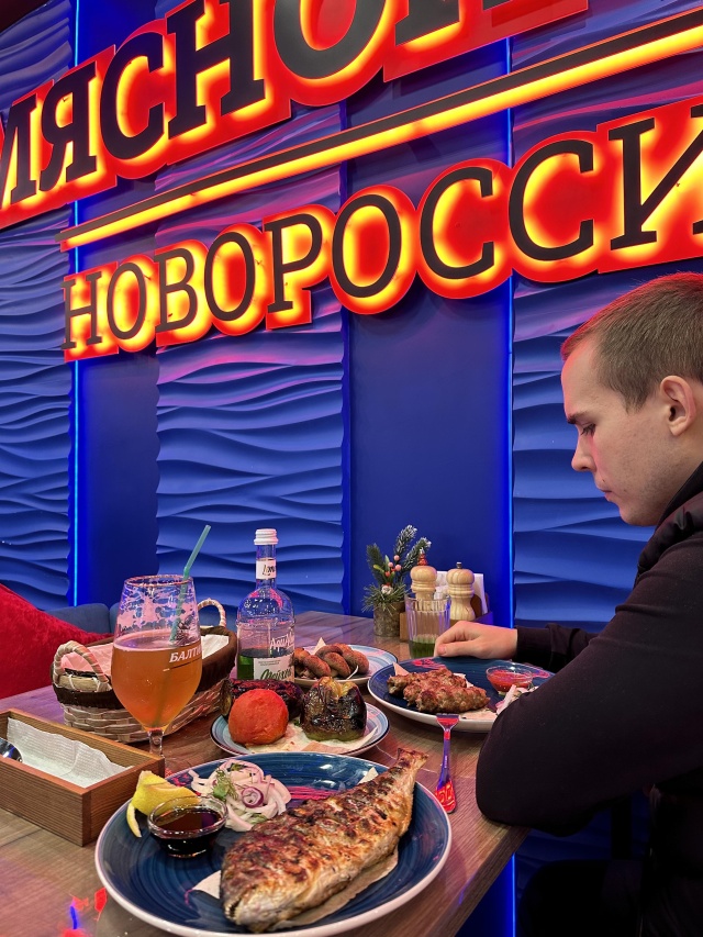 Доставка еды "Мясо & Хлеб" - Просвещения проспект, 74 к2 лит Б в Санкт-Петербург