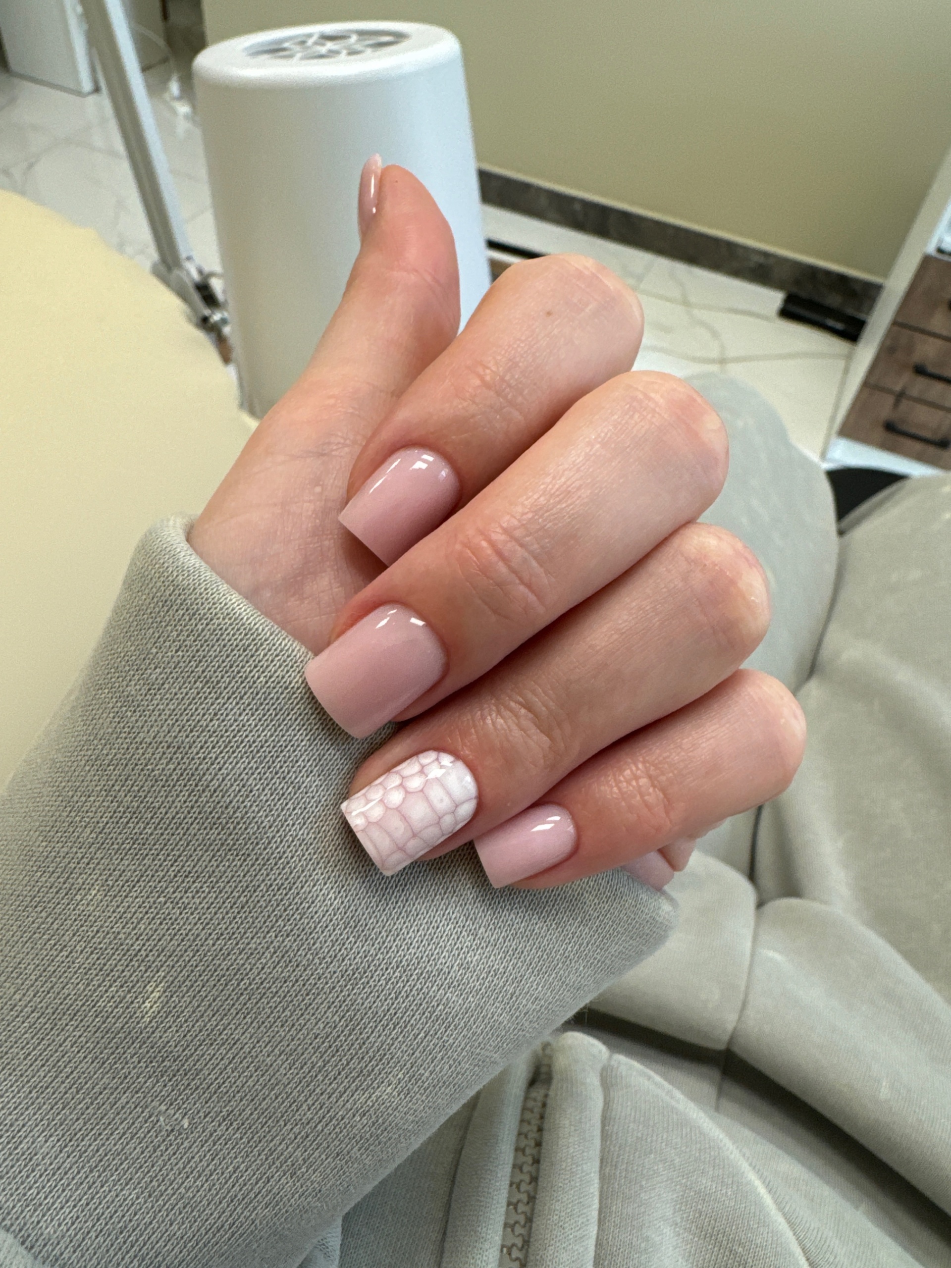 Отзывы о Nail academy, улица Есенина, 9 к2, Белгород - 2ГИС