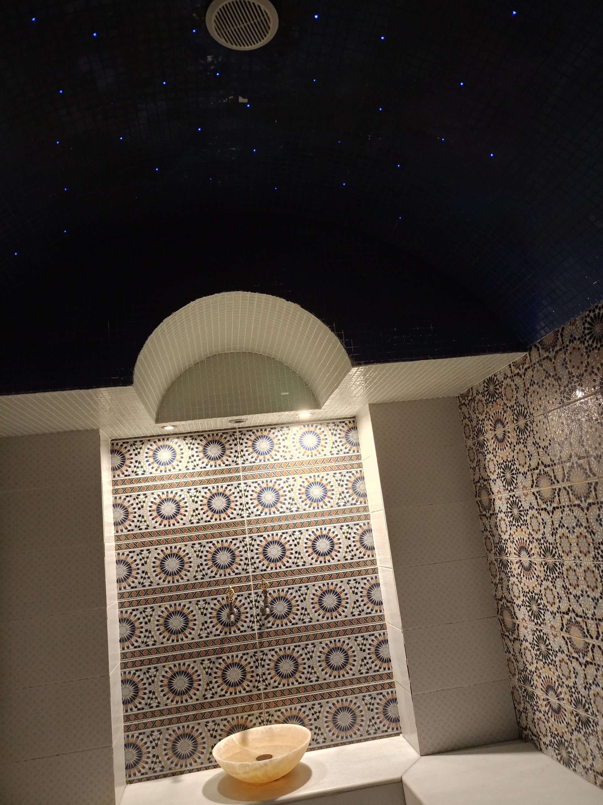 Видноедегі жеке эскорттар