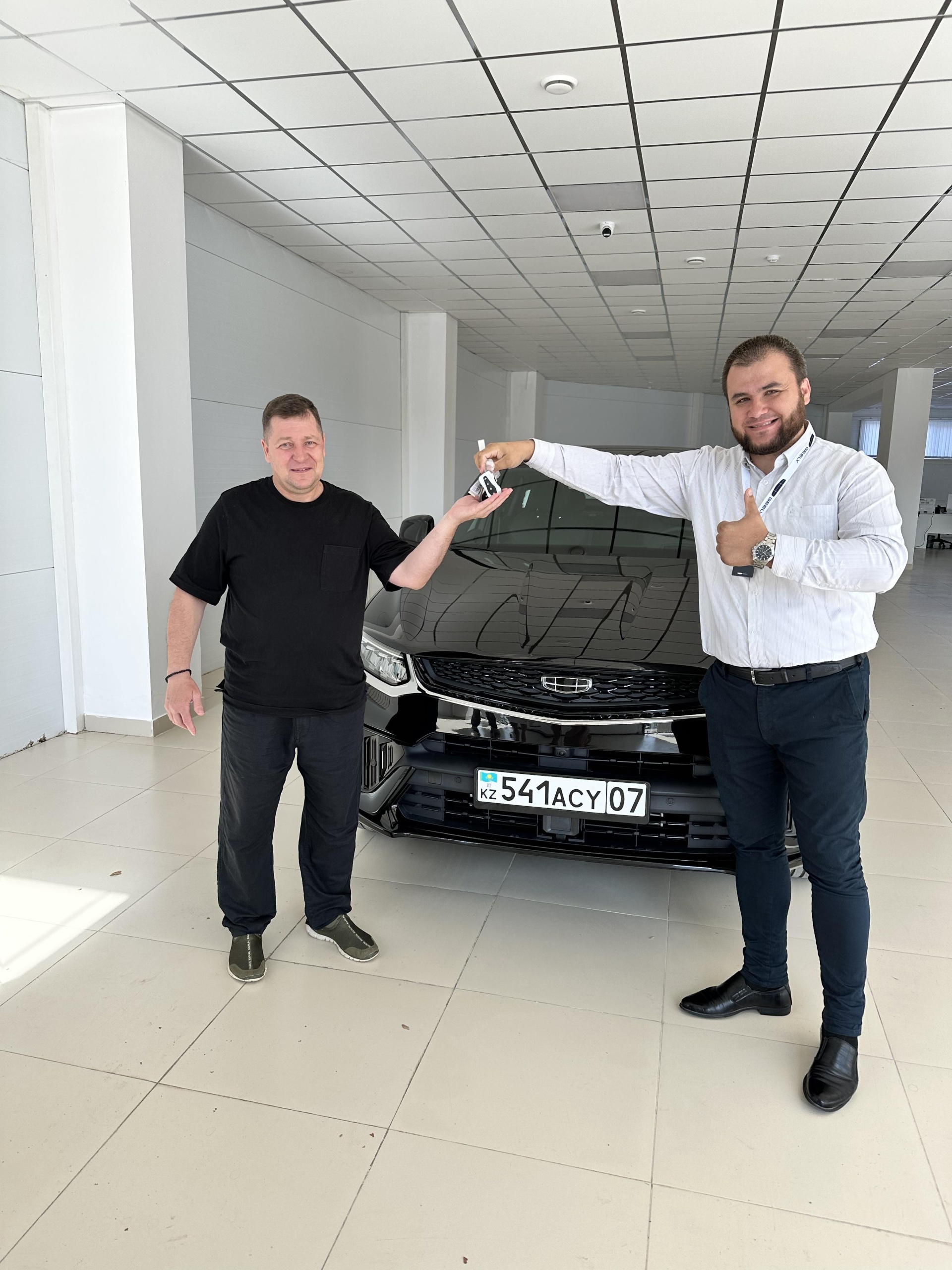 GEELY, автосалон, проспект Абая, 246/6Б, Уральск — 2ГИС